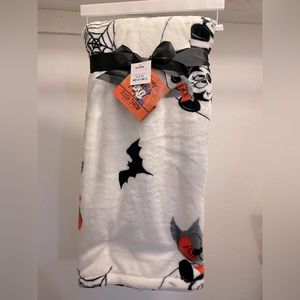 Disney Halloween Mickey and Minnie witch throw blanket